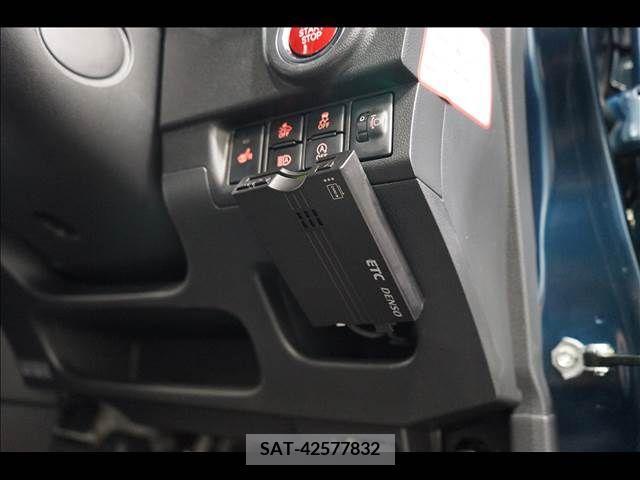 Daihatsu MOVE CUSTOM 2018-02 278356-5
