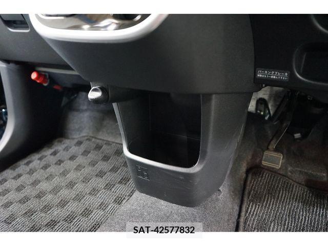 Daihatsu MOVE CUSTOM 2018-02 278356-24