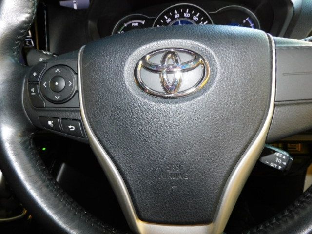 Toyota NOAH HYBRID 2018-11 9205-13