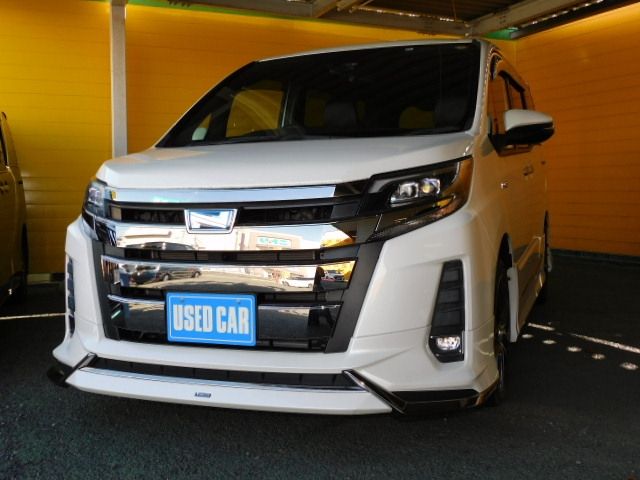 Toyota NOAH HYBRID 2018-11 9205-19