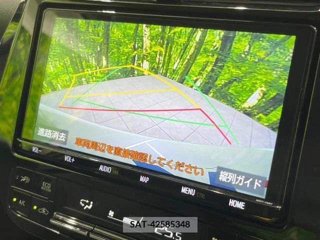 Toyota PRIUS 2019-08 379805-4