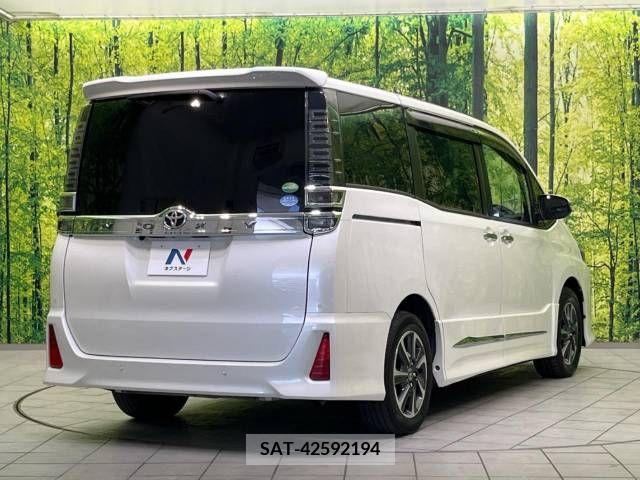 Toyota VOXY 2020-03 321665-18
