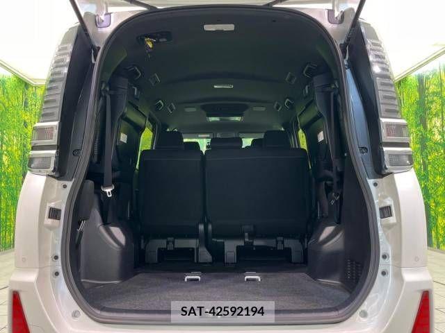 Toyota VOXY 2020-03 321665-14
