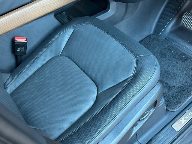 ROVER DEFENDER 2022-05 23594-11