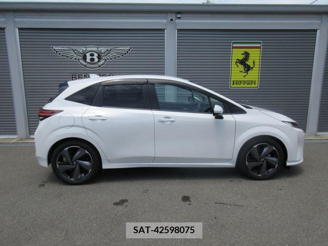 Nissan AURA 2022-08 302592-10