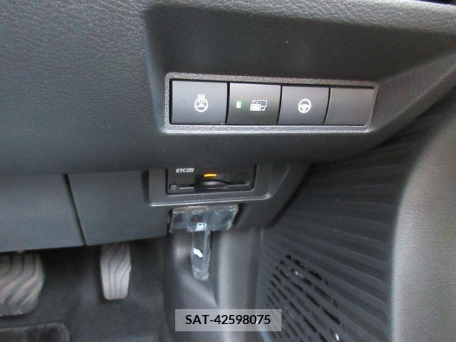 Nissan AURA 2022-08 302592-19