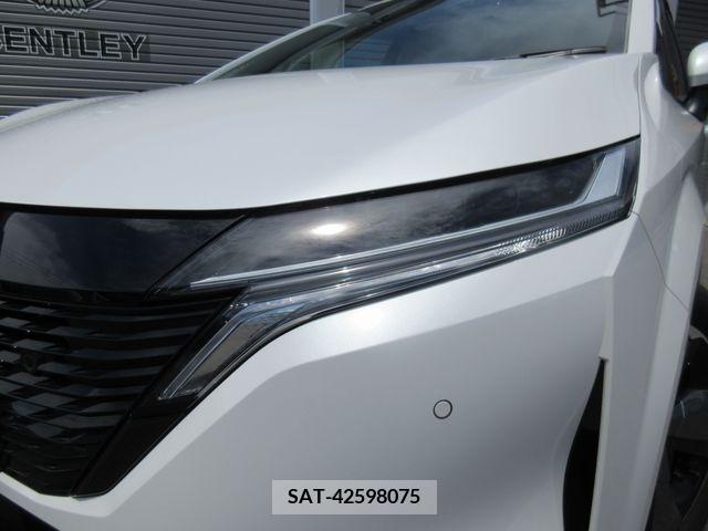 Nissan AURA 2022-08 302592-6