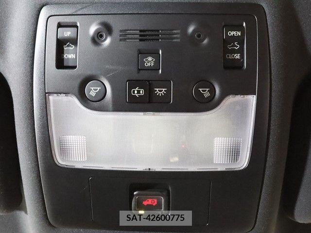 Lexus IS 2019-04 300091-9