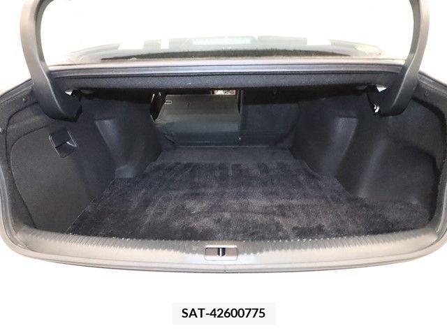 Lexus IS 2019-04 300091-8