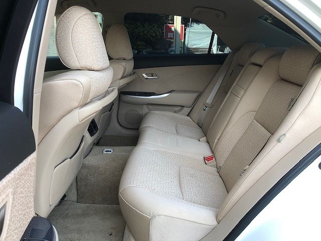 Toyota CROWN SEDAN 2010-11 180648-12