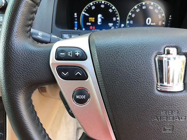 Toyota CROWN SEDAN 2010-11 180648-15
