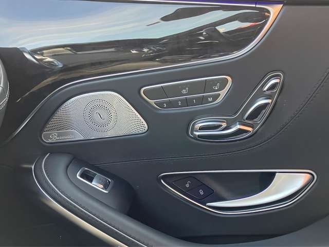 Mercedes Benz S-CLASS 2015-02 187304-20