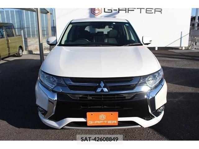 Mitsubishi OUTLANDER PHEV 2016-08 215333-7