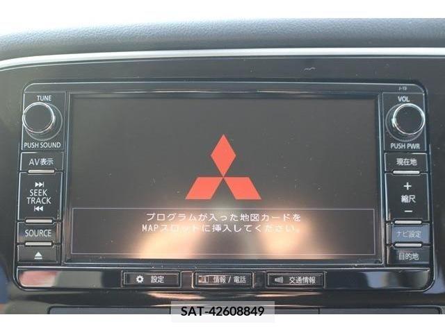 Mitsubishi OUTLANDER PHEV 2016-08 215333-3