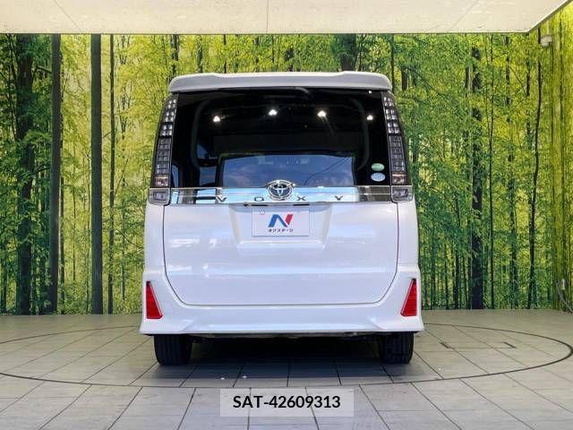 Toyota VOXY 2014-10 321408-16