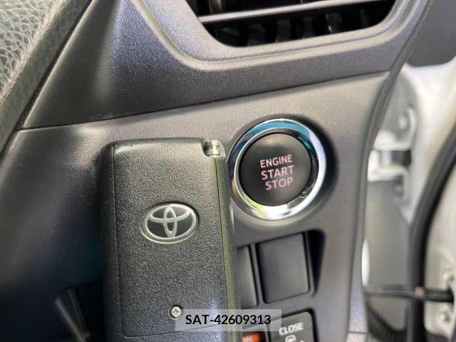 Toyota VOXY 2014-10 321408-7
