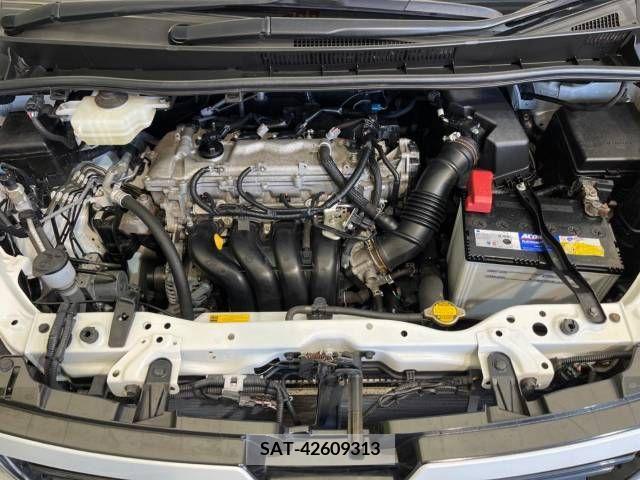 Toyota VOXY 2014-10 321408-19