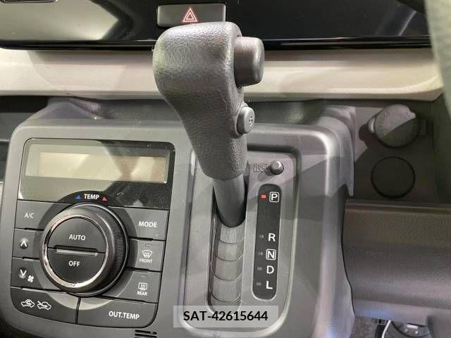Nissan MOCO 2012-06 324543-5