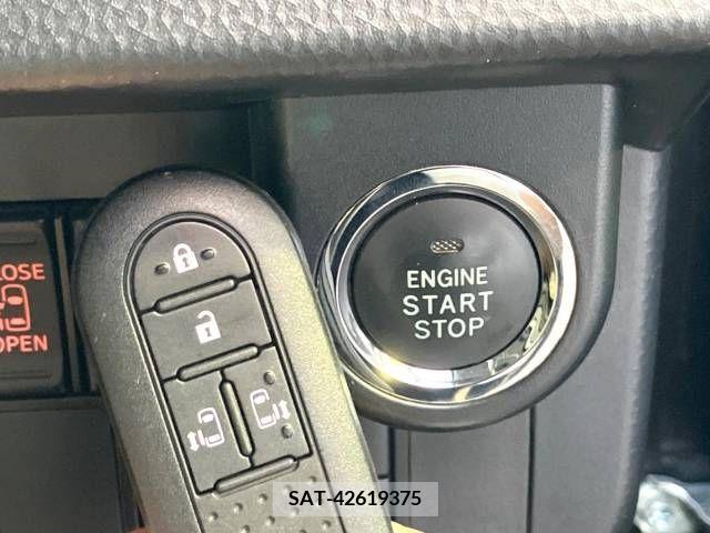 Toyota ROOMY 2017-08 393740-7