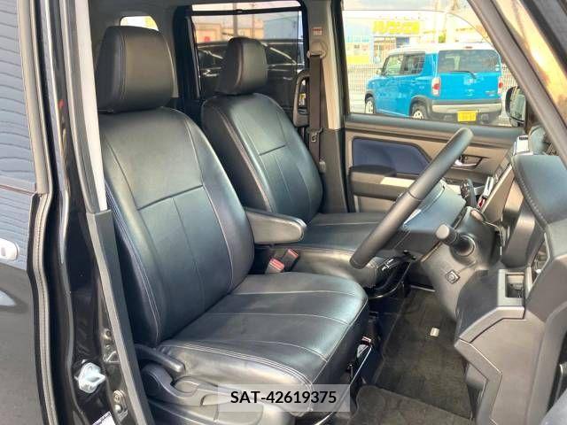 Toyota ROOMY 2017-08 393740-10