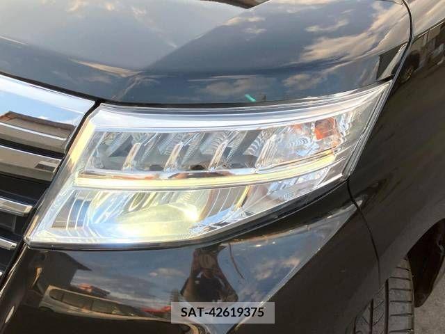 Toyota ROOMY 2017-08 393740-14