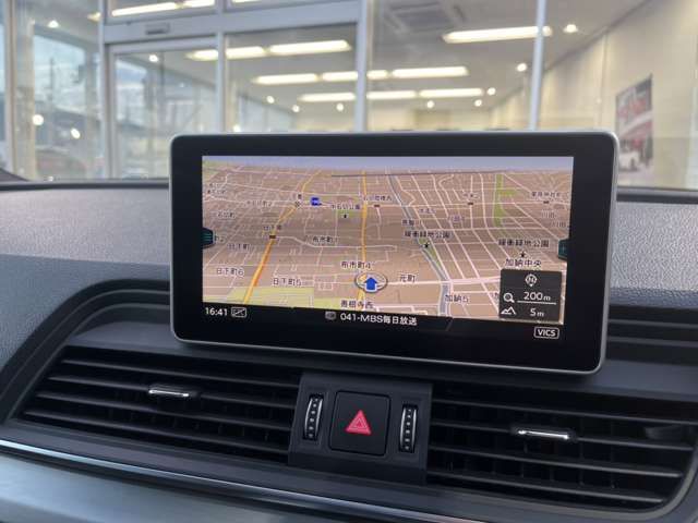 Audi Q5 2019-03 195671-10