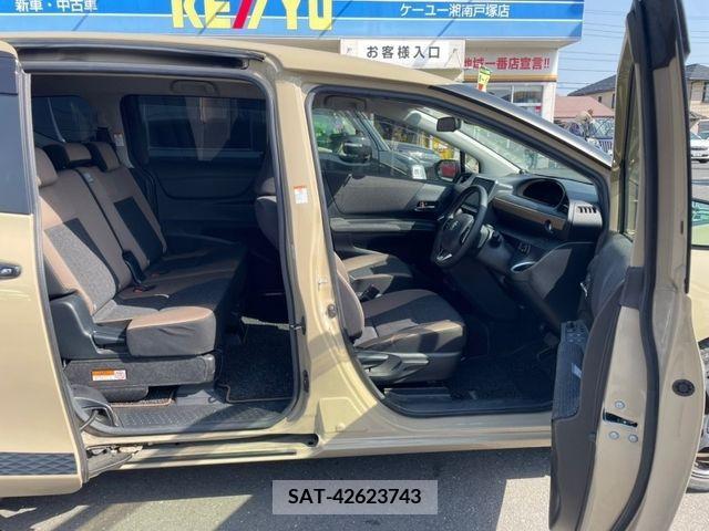 Toyota SIENTA 2020-03 340215-10