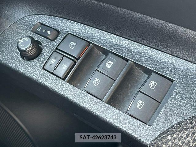 Toyota SIENTA 2020-03 340215-23