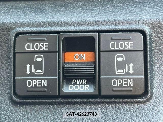 Toyota SIENTA 2020-03 340215-19