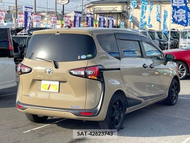 Toyota SIENTA 2020-03 340215-1
