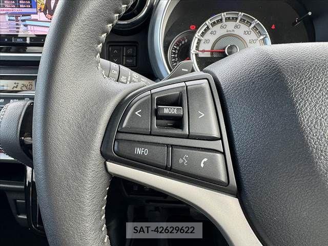 Suzuki SPACIA 2023-10 394219-22