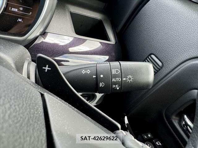 Suzuki SPACIA 2023-10 394219-24