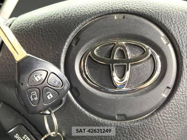 Toyota VOXY 2006-06 300588-4