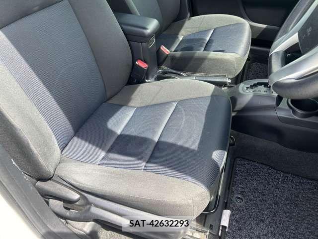 Toyota AQUA 2015-09 260376-15