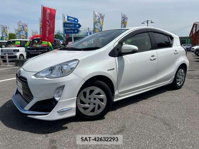 Toyota AQUA 2015-09 260376-7