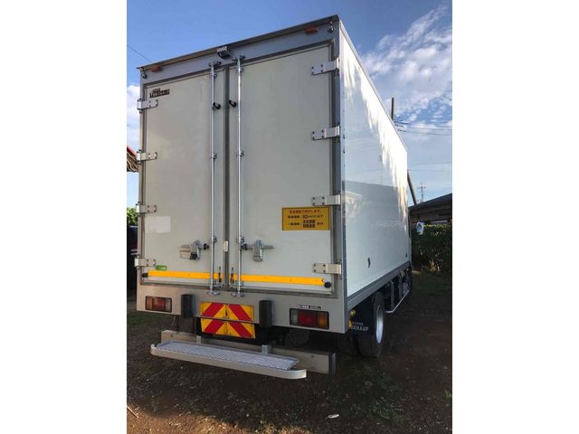 Isuzu ELF TRUCK 2016-06 194457-4
