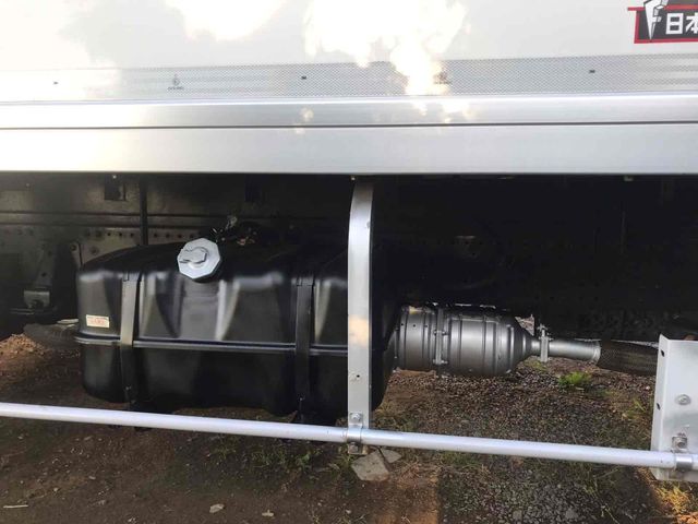 Isuzu ELF TRUCK 2016-06 194457-12