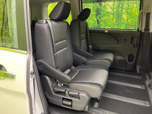 Nissan SERENA 2021-02 194542-9