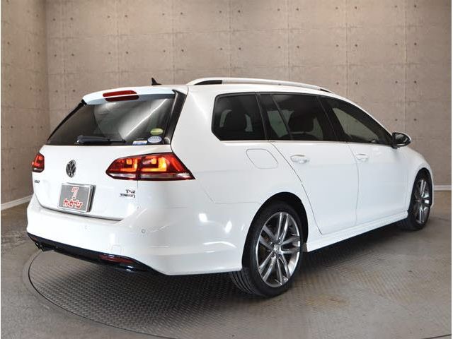 VolksWagen GOLF VARIANT 2015-03 10284-1