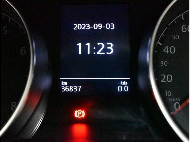 VolksWagen GOLF VARIANT 2015-03 10284-28