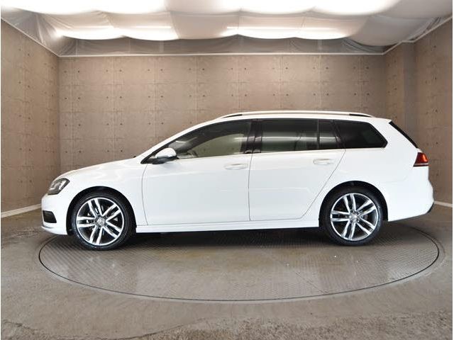 VolksWagen GOLF VARIANT 2015-03 10284-9