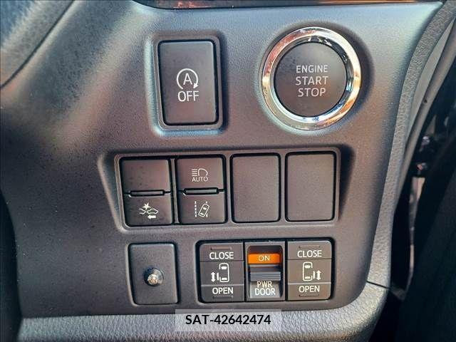 Toyota ESQUIRE 2018-03 359780-24
