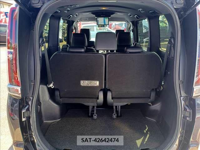 Toyota ESQUIRE 2018-03 359780-6