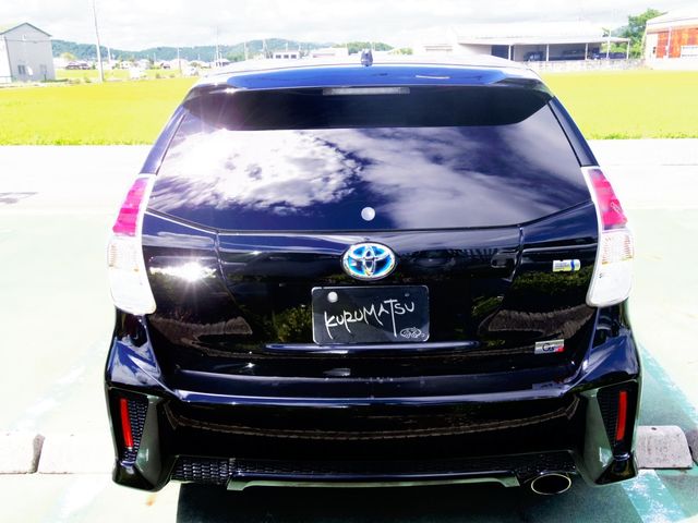 Toyota PRIUS ALPHA 2015-06 22649-5