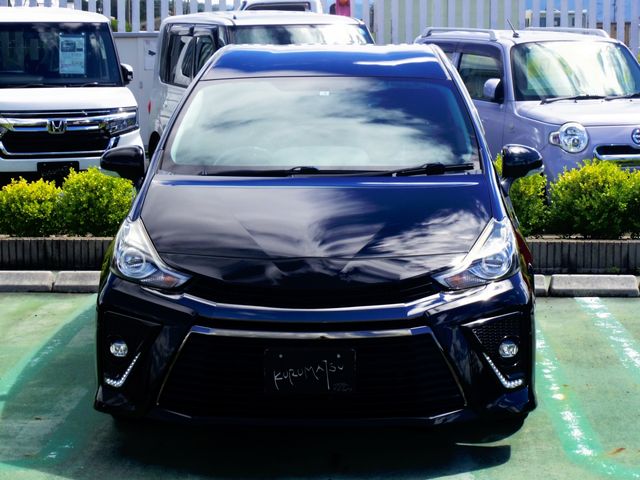 Toyota PRIUS ALPHA 2015-06 22649-1