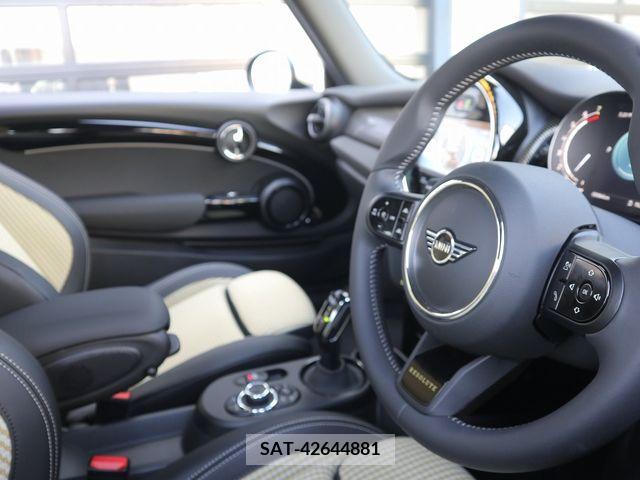 Bmw MINI 2024-01 319690-15
