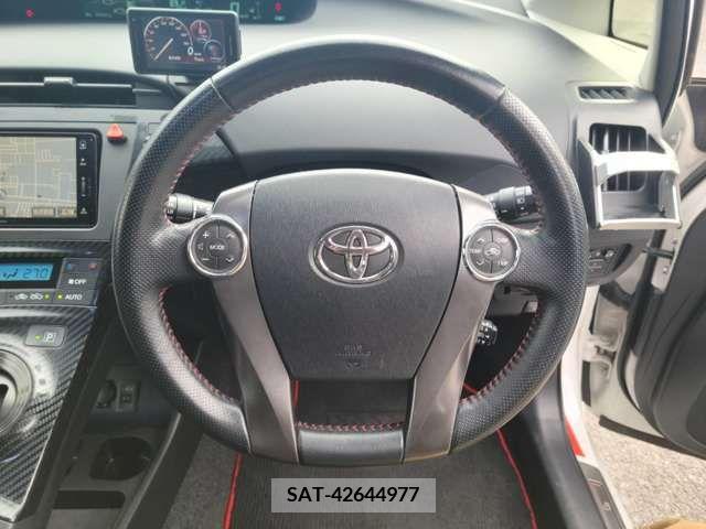 Toyota PRIUS 2013-03 210129-16