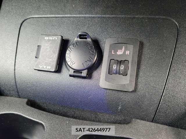 Toyota PRIUS 2013-03 210129-14