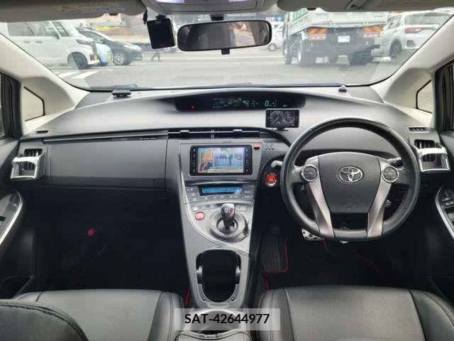 Toyota PRIUS 2013-03 210129-2