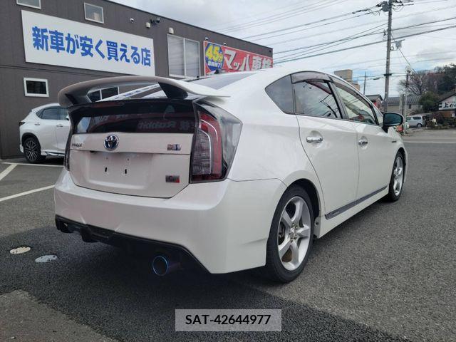Toyota PRIUS 2013-03 210129-1